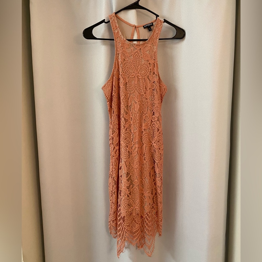 EXPRESS coral lace dresse